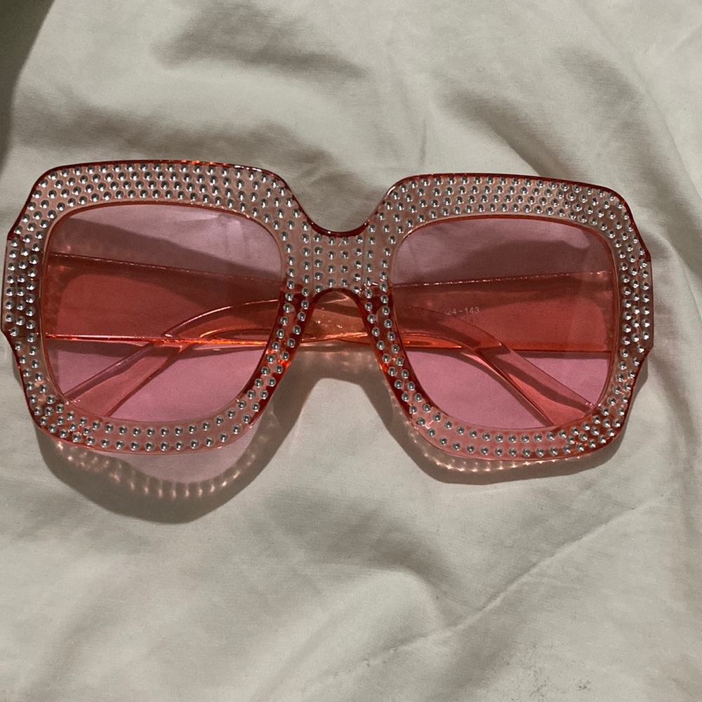 pink glasses